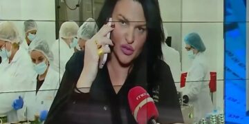Alldaynews.gr Παρ’ ολίγον θύμα της αδίστακτης 45χρονης μητέρας η Δήμητρα Κατσαφάδου: Θα έδινε 40.000 ευρώ για τον έρανο-απάτη του «άρρωστου» παιδιού της
