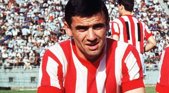 Alldaynews.gr Θρήνος στην οικογένεια του Ολυμπιακού: Πέθανε ο Νίκος Γιούτσος