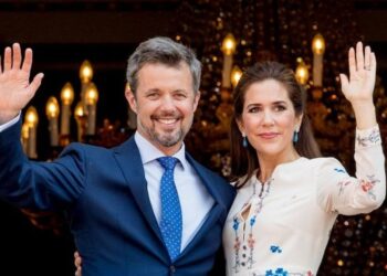 Σάλος στο παλάτι της Δανίας: Σκάνδαλο με φωτογραφίες του πρίγκιπα διαδόχου με σταρ ριάλιτι (φωτο, video)