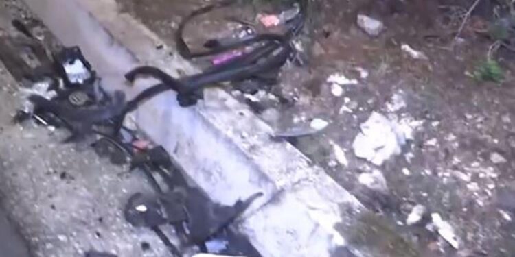 Alldaynews.gr Μόλις 18 ετών η μία από τις δύο νεκρές του τροχαίου στη Βάρκιζα – Δεν φορούσαν ζώνη (video)