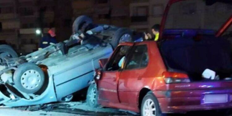 Alldaynews.gr Θεσσαλονίκη: Οι πρώτες εικόνες μετά το τροχαίο με ένα νεκρό και 2 τραυματίες – Αγωνία για τα δίδυμα αδέρφια (φωτο, video)