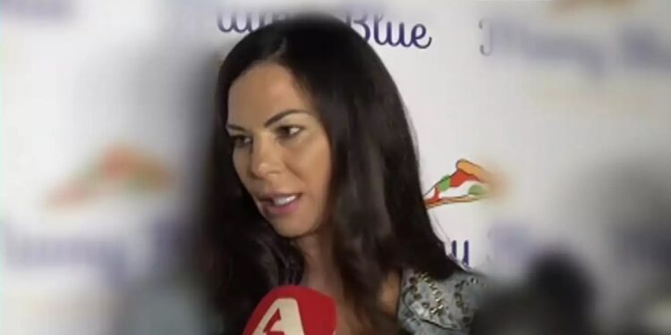 Εύη Βατίδου: Η πρώτη δημόσια εμφάνιση μετά το τροχαίο – «Μακριά μου, δεν θέλω καμία συγγνώμη, ούτε να τους ξαναδώ»