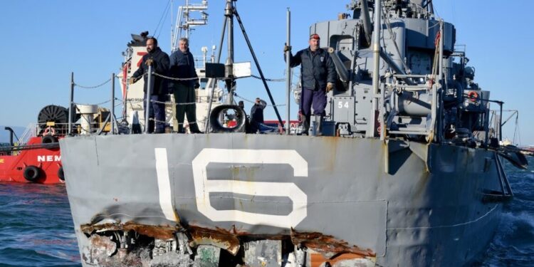 Alldaynews.gr Θεσσαλονίκη: Σε εξέλιξη επιχείρηση στεγανοποίησης του ρήγματος στο «Βέλος»