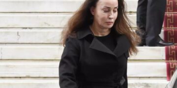 Alldaynews.gr Βίκυ Τσοχατζοπούλου: «Δεν είναι απόφαση, είναι ανάγκη να φύγουμε από τη χώρα»