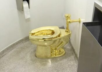 Έκλεψαν χρυσή λεκάνη από το σπίτι του Τσώρτσιλ – Άξιζε 6 εκατομμύρια ευρώ