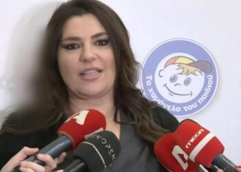 Κατερίνα Ζαρίφη: Τρώω σούσι σαν την φώκια