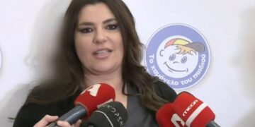 Alldaynews.gr Κατερίνα Ζαρίφη: Τρώω σούσι σαν την φώκια