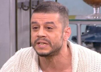 Βαρύ Πένθος για τον Γρηγόρη Αρναούτογλου: «Ταξιδέψαμε παρέα όλο τον κόσμο»