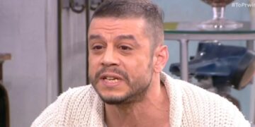 Βαρύ Πένθος για τον Γρηγόρη Αρναούτογλου: «Ταξιδέψαμε παρέα όλο τον κόσμο»