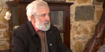 Πέτρος Φιλιππίδης: H τεράστια τηλεοπτική του επιστροφή με νέα σειρά-έκπληξη