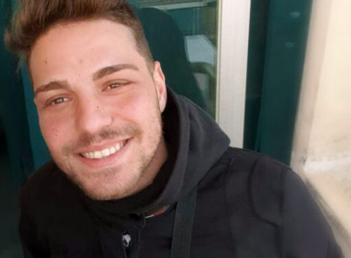 Θρίλερ με την εξαφάνιση του 27χρονου γεωπόνου από τον Ελαιώνα – Τα μηνύματα τρόμου και οι εικόνες με όπλα