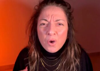 Μουτίδου για Χριστούγεννα: «Χαίρομαι που γεννήθηκε ο Χριστός, αλλά έχω κουραστεί κάθε φορά το ίδιο παραμύθι»