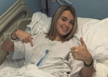 Ισπανίδα στραβοκατάπιε μπουκιά και μετά κατάπιε και οδοντόβουρτσα 20 εκατ. που χρησιμοποίησε για να μην πνιγεί