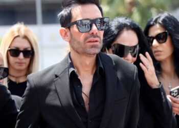 Νίκος Φλωρινιώτης: Ραγίζει καρδιές το αντίο της αδερφής του με μια φωτογραφία: «Να μου προσέχεις το μωρό μου»