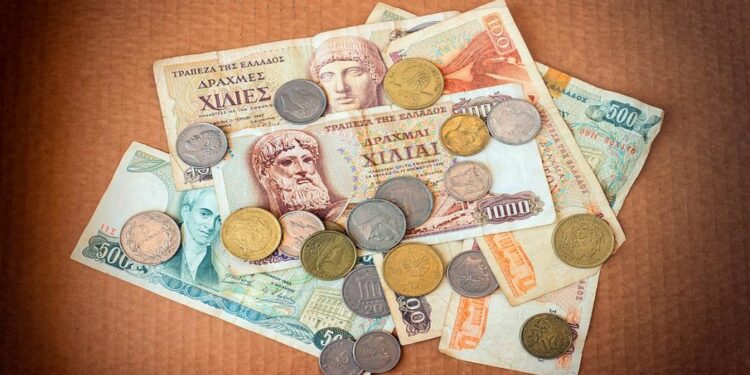 Alldaynews.gr Τελικά ήταν καλύτερα με δραχμές; Με 2 ευρώ έπαιρνες τυρόπιτα, ζαμπονοτυρόπιτα και κουλούρι (Πίνακες)