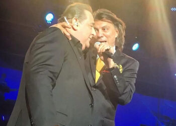 Βασίλης Καρράς: Συγκλονίζει ο Ηλίας Ψινάκης – «Μας γ..…ες τα Χριστούγεννα»