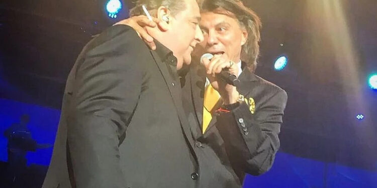 Βασίλης Καρράς: Συγκλονίζει ο Ηλίας Ψινάκης – «Μας γ..…ες τα Χριστούγεννα»