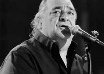 Ντροπń μεγάλη ασέβεıα για τον Βασίλη Καρρά – Ελπίζοuμε μην δοúμε ξανά κάτι παρóμοιο