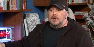 Γιώργος Αλκαίος: «Γνώρισα τη μάνα μου στα 16 μου… Ήμουν με μία ταμπέλα με το όνομά της»