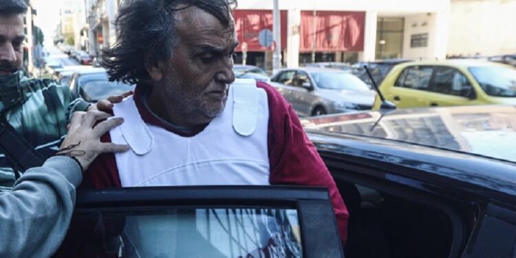 Alldaynews.gr Ανατριχιάζει ο δολοφόνος της 43χρονης στη Σαλαμίνα: «Πυροβόλησα και την ξέκανα – Αδελφάκι μου νιώθω πολύ ελεύθερος»