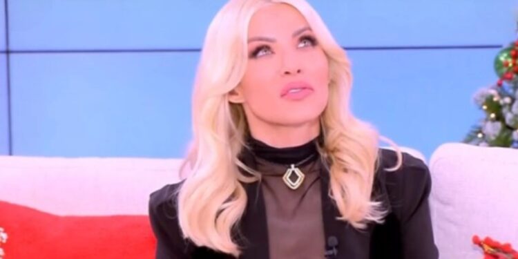 Κατερίνα Καινούργιου: Είχα ερωτευτεί πάρα πολύ έναν γιατρό, αλλά εξαφανίστηκε