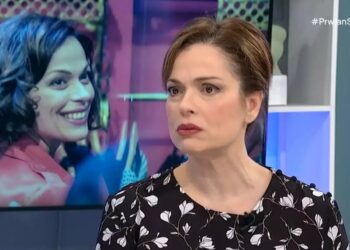 Δάφνη Λαμπρόγιαννη: «Ζητάς αυτόγραφο από τον γιατρό σου που κάνει κάτι πολύ σπουδαίο; Γιατί ζητάς από εμένα;»