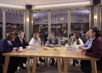 Κυριάκος Μητσοτάκης: Επίσκεψη στον πολυχώρο «Παρεάκι» – Τι συζήτησε με τους γονείς παιδιών με αναπηρία