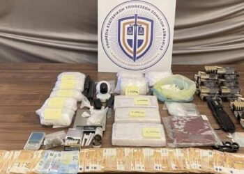 Η «θεία» κι ο «Αραφάτ» – Μια 71χρονη κρατούμενη σε φυλακές η «εγκέφαλος» του κυκλώματος κοκαΐνης (video)