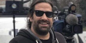 Alldaynews.gr Σε κρiσıμη κατάστασn μοτοσυκλετιστής, πατέρας δύο παιδιών – Οδnγός ΙΧ παpαβiασε Στοπ, τον χτύπnσε και τον εγκατέλεıψε