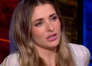 Της επιτέθηκε επειδή κόρναρε – «Χτυπούσε το αυτοκίνητο και με κλώτσησε»