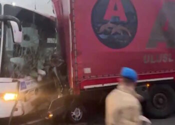 Σοκ στην Τουρκία από το τροχαίο σε αυτοκινητόδρομο στον Μαρμαρά – Τουλάχιστον 10 νεκροί και 57 τραυματίες (video)