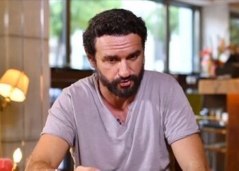 Συγκλονίζει ο Ηλίας Μελέτης: «Το πρόλαβα στο τσακ – Αν έμπαινα στο αεροπλάνο μπορεί και να πέθαινα»