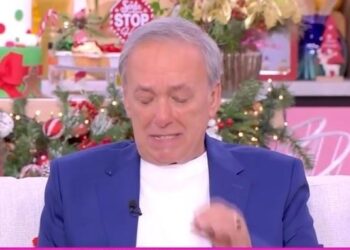 Καλύβια: Ελεύθερος χωρίς περιοριστικούς όρους ο 16χρονος πατροκτόνος – «Αισθάνομαι ανακούφιση, δεν φοβάμαι πια» είπε στην απολογία του