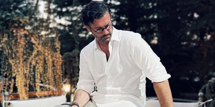 Βαρύ πένθος για τον Γιώργο Παπακώστα: «Σήμερα έφυγε ο ήρωάς μου»