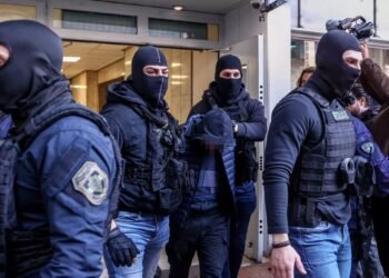 Alldaynews.gr Ρέντη: Έχω την αίσθηση ότι γνωρίζει τον καθοδηγητή αλλά δεν το λέει γιατί φοβάται, λέει ο δικηγόρος του 18χρονου