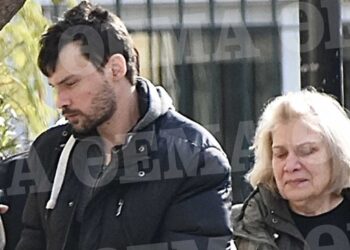 Auτός είναι ο 35χρονος που μαχαiρωσε μέχρι θaνάτου τον πατέρα του μπροστά στην μητέρα του (φωτο, video)