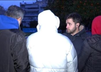 Alldaynews.gr Μαθητές έκαναν bullying σε 14χρονους στη σκάλα του σχολείου τους – «Χύθηκε πολύ αίμα»