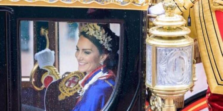 Alldaynews.gr Στην απομόνωση η Κέιτ Μίντλετον: Η μυστnριώδης ασθένεıα, το πολύ σοβαρό χεıρουργείο και το πλńγμα για το παλάτι