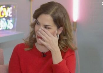 Alldaynews.gr «Σπαράξε» η Βάσω Λασκαράκη με την εξομολόγηση του Άρη Καβατζίκη – «Είχα φάει κλωτσιές…» (video)