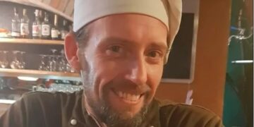 Alldaynews.gr Πρωτοφανής αγριότητα: Σεφ ξερίζωσε την καρδιά της συντρόφου του – Το φρικτό οικογενειακό μυστικό του