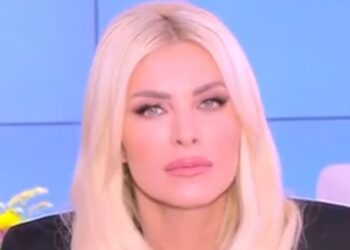 Κατερίνα Καινούργιου: “Τις τελευταίες 20 μέρες τον βλέπω στον ύπνο μου – Προσπαθεί να με προειδοποιήσει για κάτι”