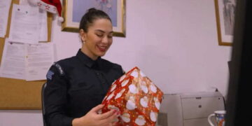 Alldaynews.gr Πρωτοχρονιά: Το συγκινητικό βίντεο της Αστυνομίας αφιερωμένο στους συναδέλφους τους που έφυγαν από τη ζωή