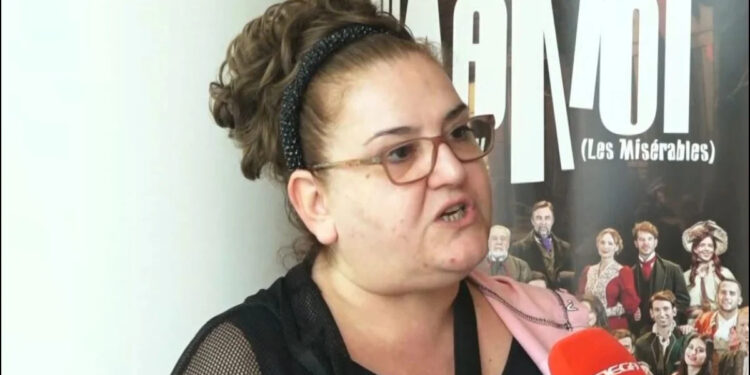 Alldaynews.gr Συγκλονίζει η Σοφία Βογιατζάκη: «Πληρώνω πάντα υπέρβαρο στα αεροδρόμια»