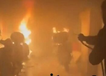 Συνελήφθη γνωστός τράπερ για αρπαγή και ξυλοδαρμό 20χρονου μουσικού – Του έκαψε τα μηχανάκια με βόμβα μολότοφ – Βίντεο ντοκουμέντο