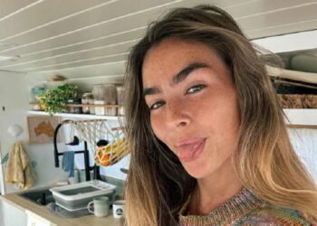 «Είμαι παραδοσιακή νοικοκυρά, πιστεύω ότι οι γυναίκες δεν θα επιβίωναν χωρίς τους άνδρες» – Οι δηλώσεις που ξεσήκωσαν τα social media