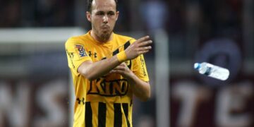 Alldaynews.gr Συγκλονίζει ο Καπετάνος: «Μου πήραν το σπίτι μέσα στα Χριστούγεννα»