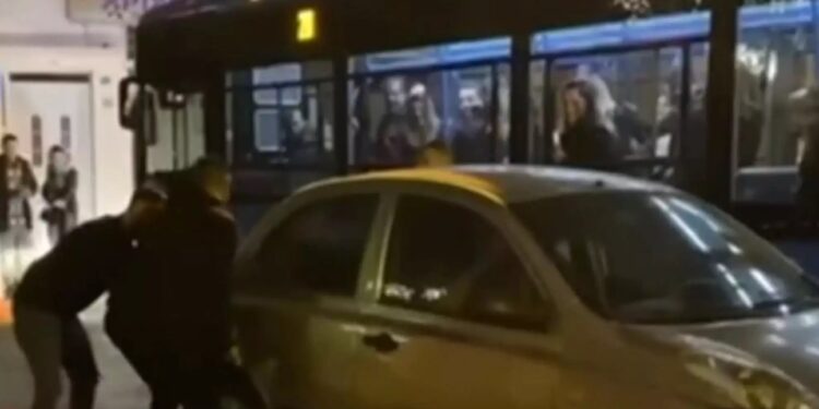 Alldaynews.gr Γυναίκα εισήχθη με γρίπη στο νοσοκομείο και πέθανε