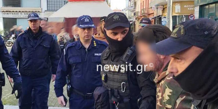 Alldaynews.gr Άφησαν ελεύθερο τον κρεοπώλη για το μαχαίρι και… τον ξανάπιασαν για την εξαφάνιση του Μπάμπη – Επικαλείται «κενά μνήμης»