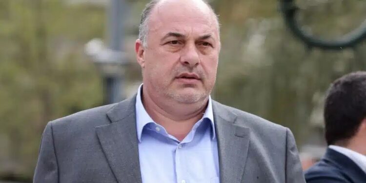 Alldaynews.gr Σάλος με όσα είπε ο Μπέος για τα «αγóρια των πρωϊνάδıκων»