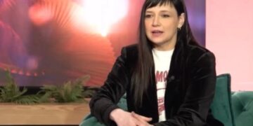 Alldaynews.gr Αθηναΐς Νέγκα: «Δεν ήμουν ποτέ κουκλάρα, είμαι για τους πιο μερακλήδες» (video)